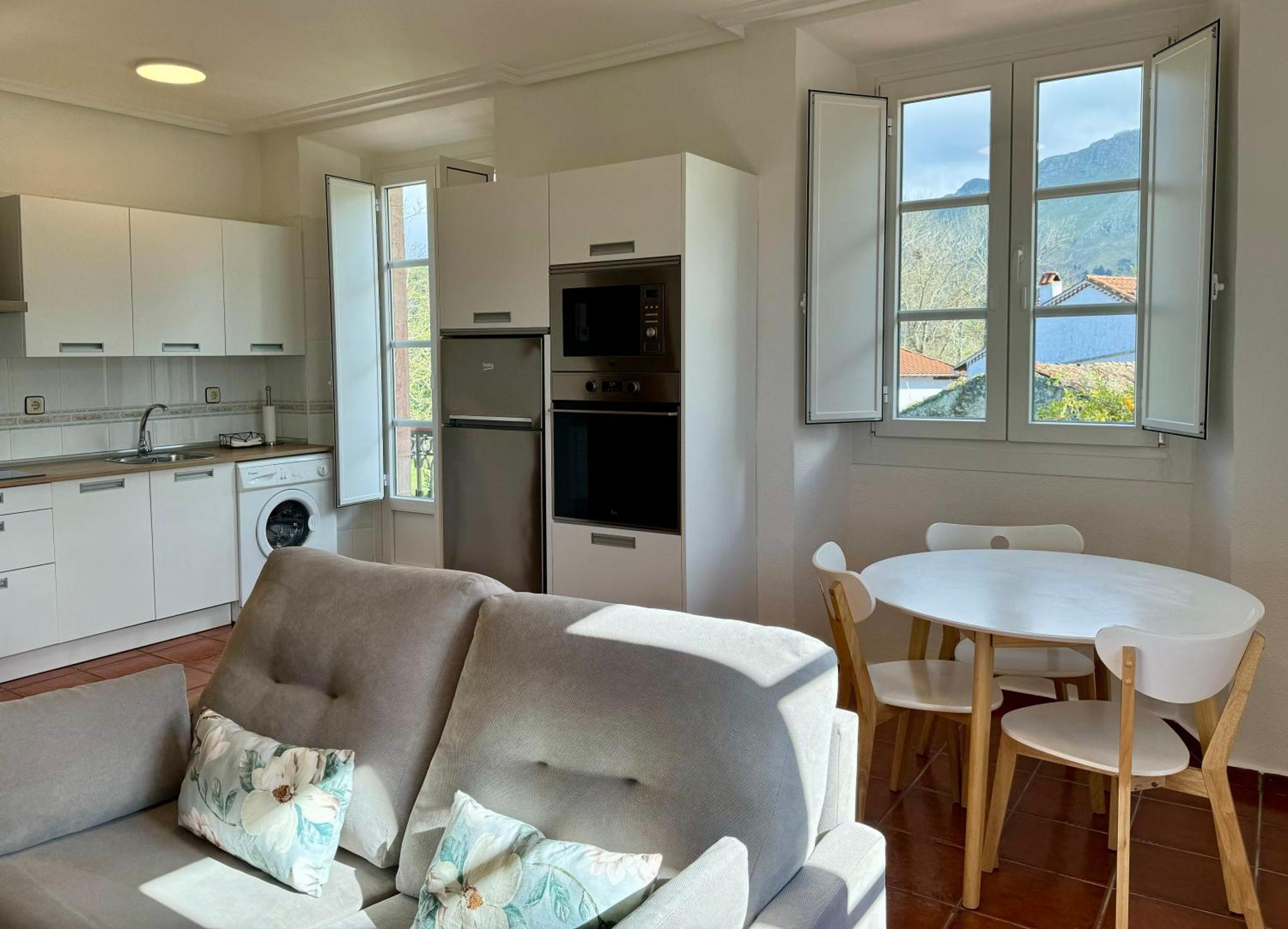 Apartamentos Santa Marina ยาเนส ภายนอก รูปภาพ
