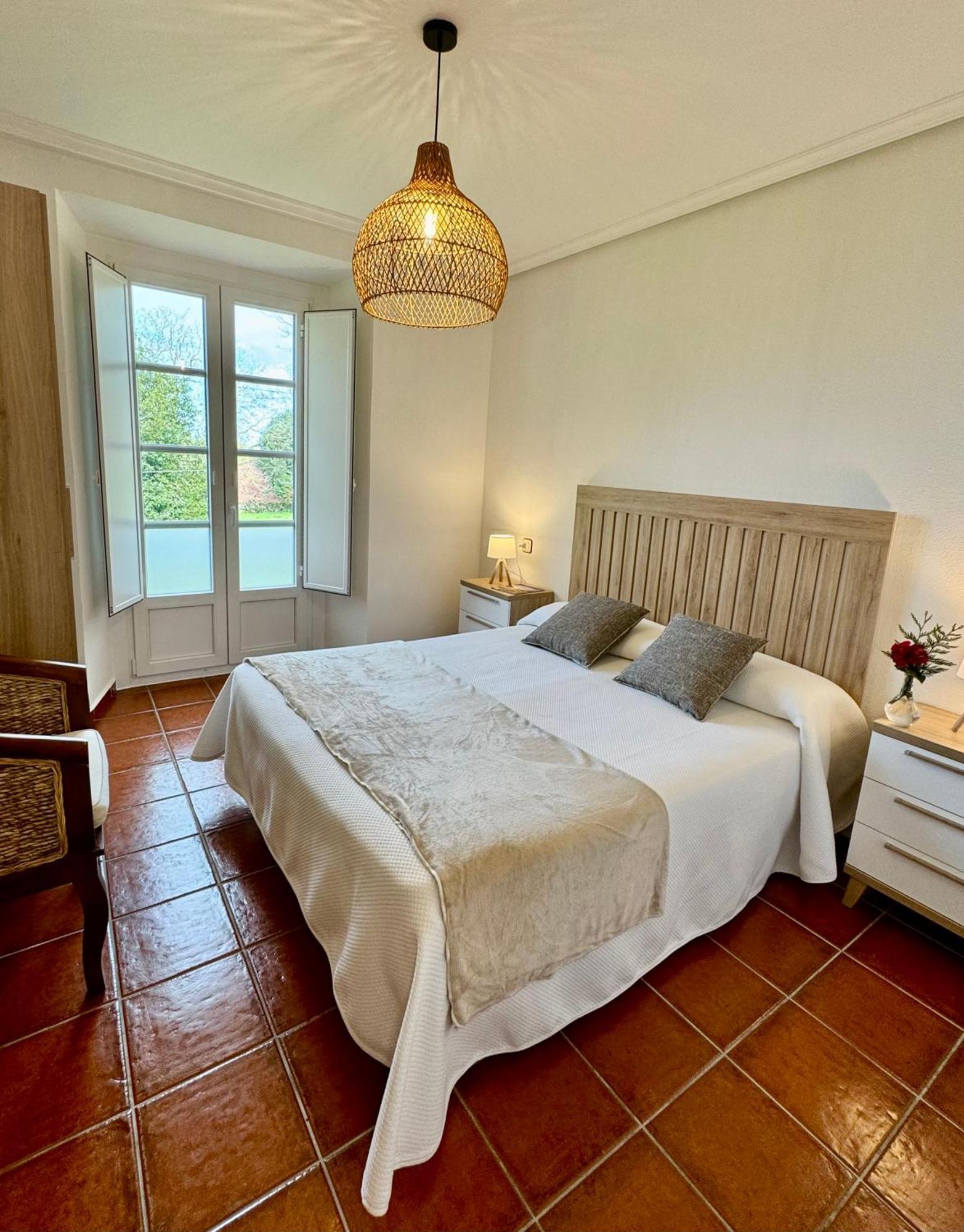 Apartamentos Santa Marina ยาเนส ภายนอก รูปภาพ