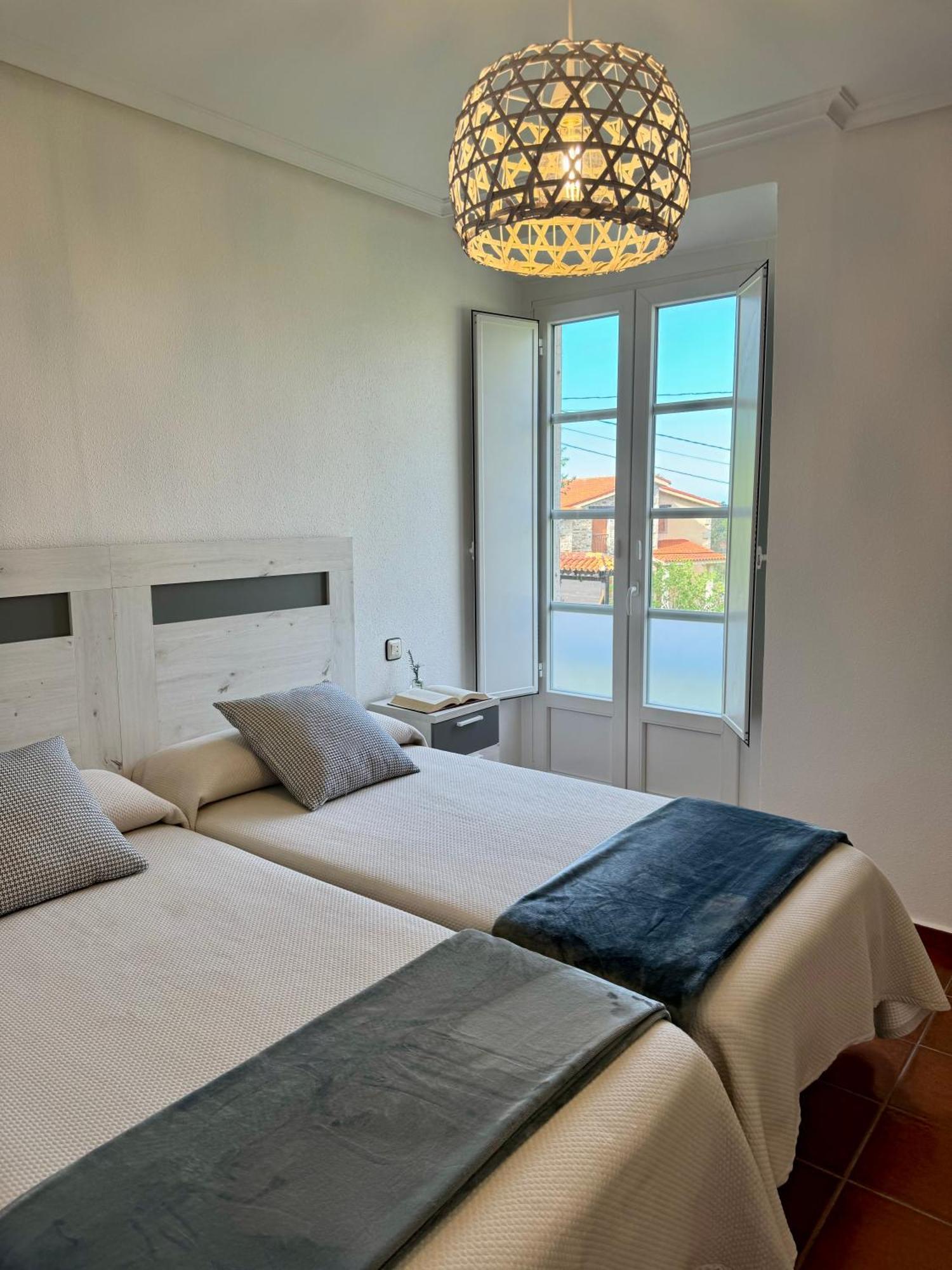 Apartamentos Santa Marina ยาเนส ภายนอก รูปภาพ