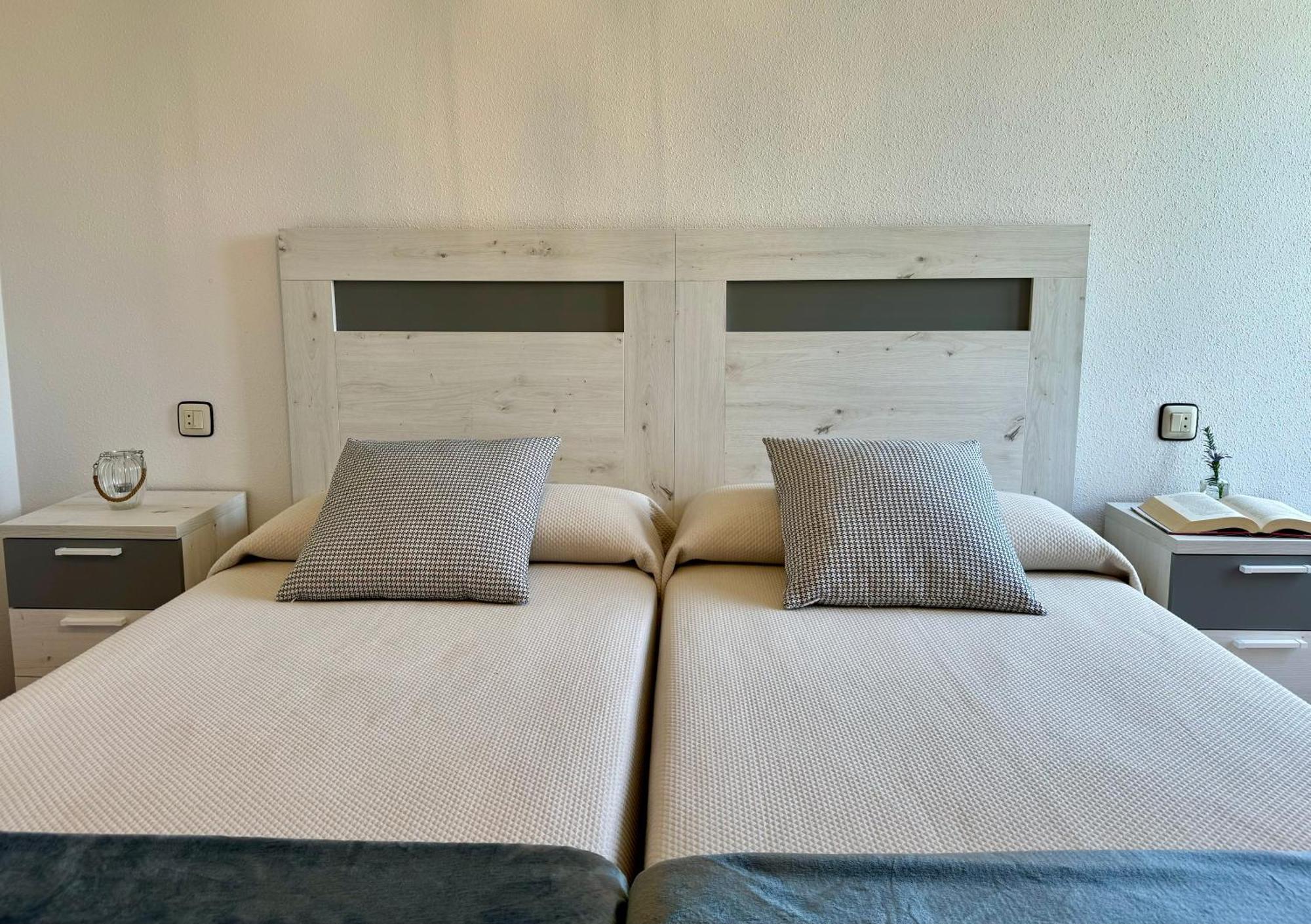 Apartamentos Santa Marina ยาเนส ภายนอก รูปภาพ