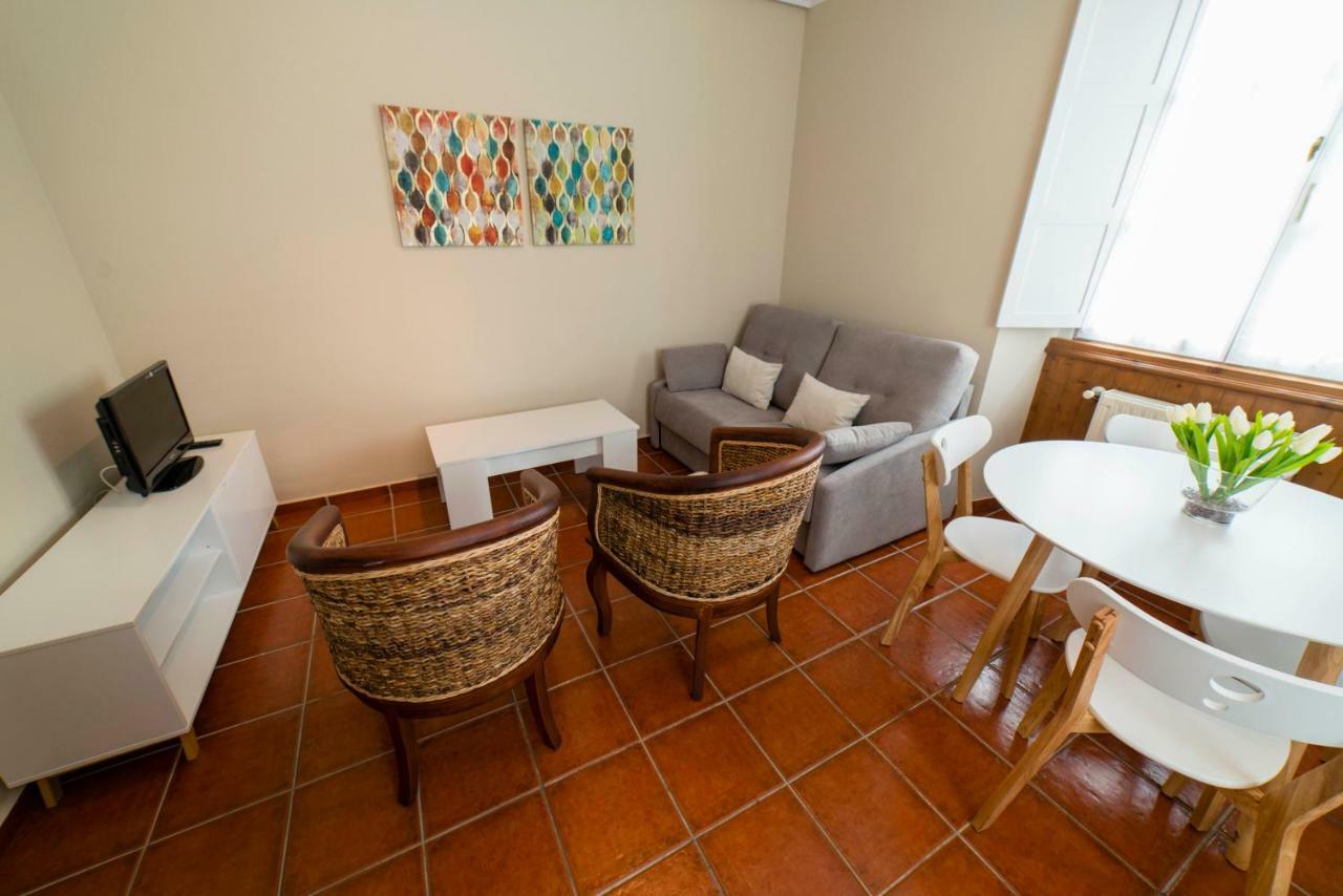 Apartamentos Santa Marina ยาเนส ภายนอก รูปภาพ